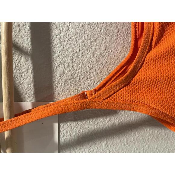 NEW Aerie Orange Textured Longline Scoop Ruffle Swimsuit Bikini Top - M - Picture 2 of 4